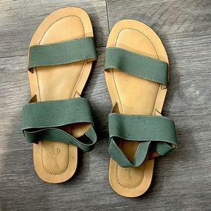 Sandals, teal color